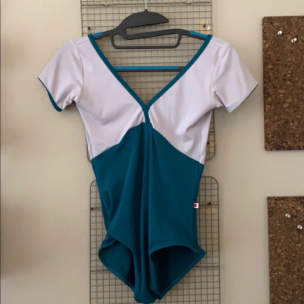 Yumiko Leotard